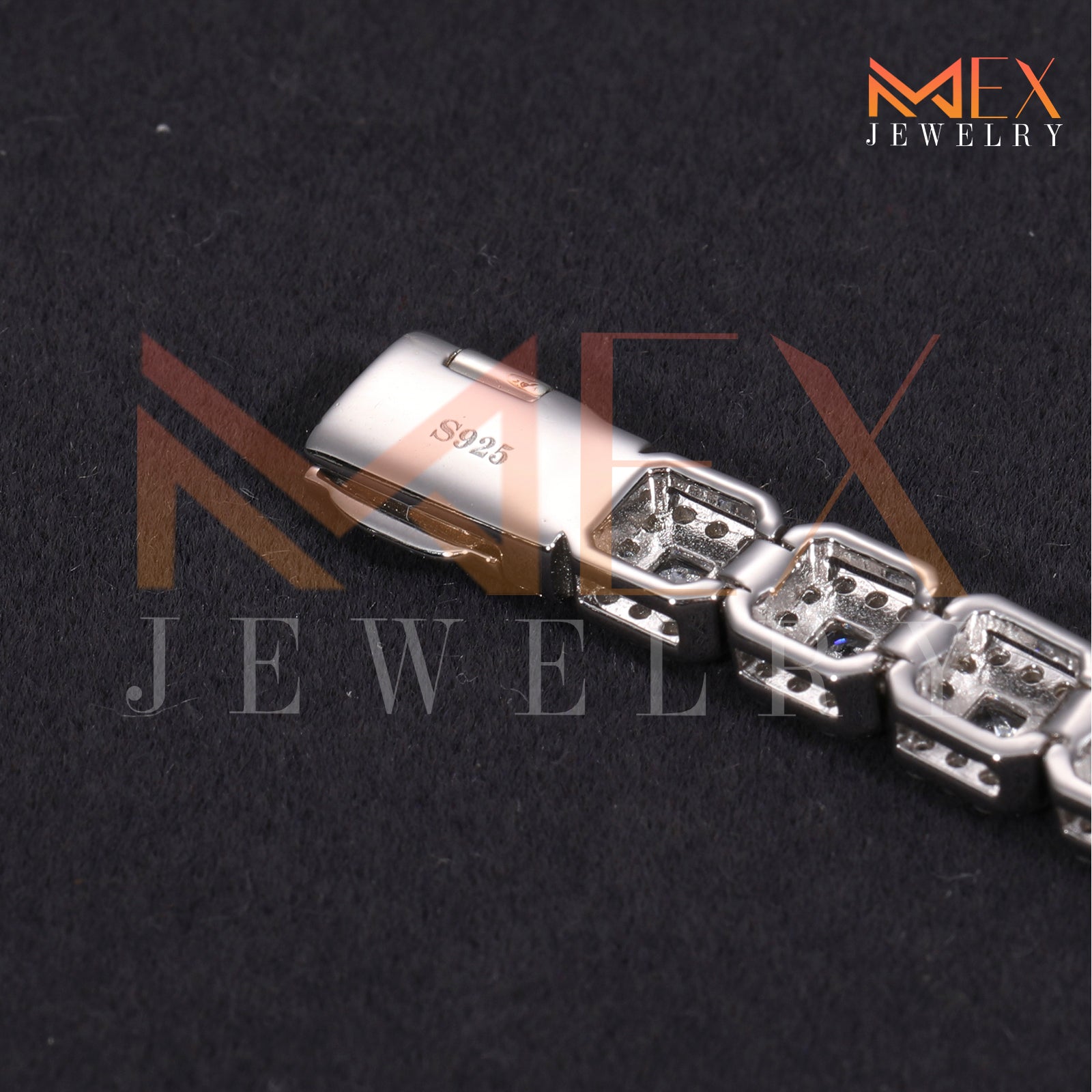 925 FANCY MOISSANITE BRACELET 8MM VVSD