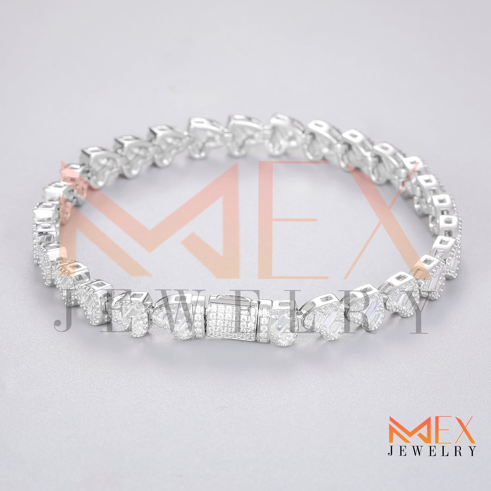 925 FANCY MOISSANITE BRACELET 8MM VVSD